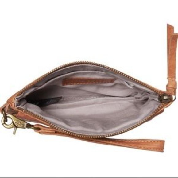 Day & Mood Leather Clutch Purse -Wrist strap-New- For any occasion-Great looking - Picture 9 of 9